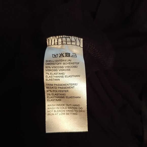 LORD & TAYLOR Classic Black V-neck Long Sleeve Blouse w Satin Neck Tie - Size L - Picture 12 of 12